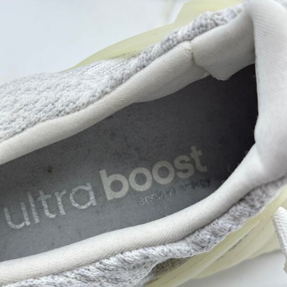 ADIDAS Ultra Boost 3.0 Running Sneakers Triple White Sz 6 - Picture 7 of 8